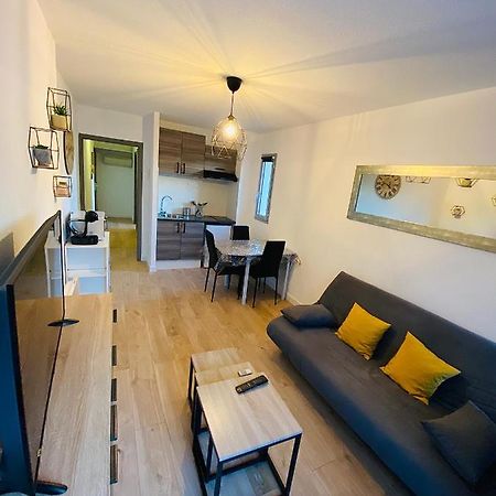 Appartement Au Port De Saint Cyprien Exteriér fotografie