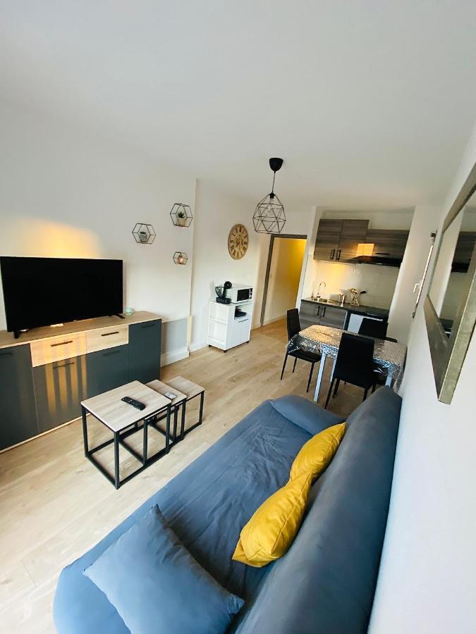Appartement Au Port De Saint Cyprien Exteriér fotografie